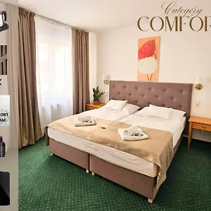 Hotel Claris